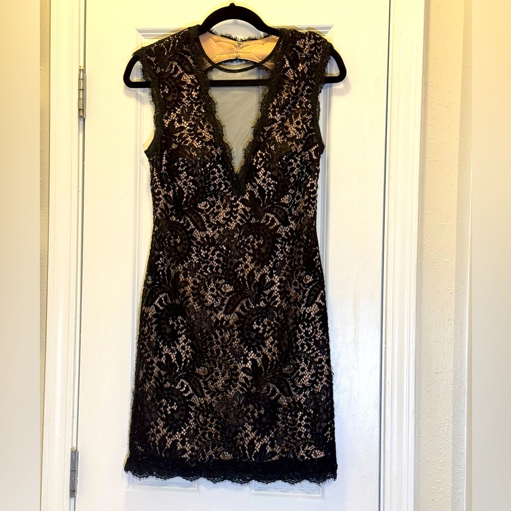 AQUA Stretch Lace Dress with Mesh Illusion Neck and Cut-Out Back Size 8